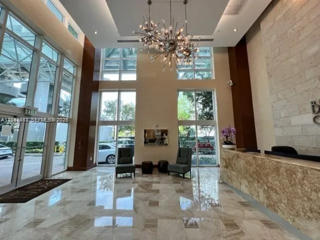 31 SE 5th St # 705, Miami, FL 33131