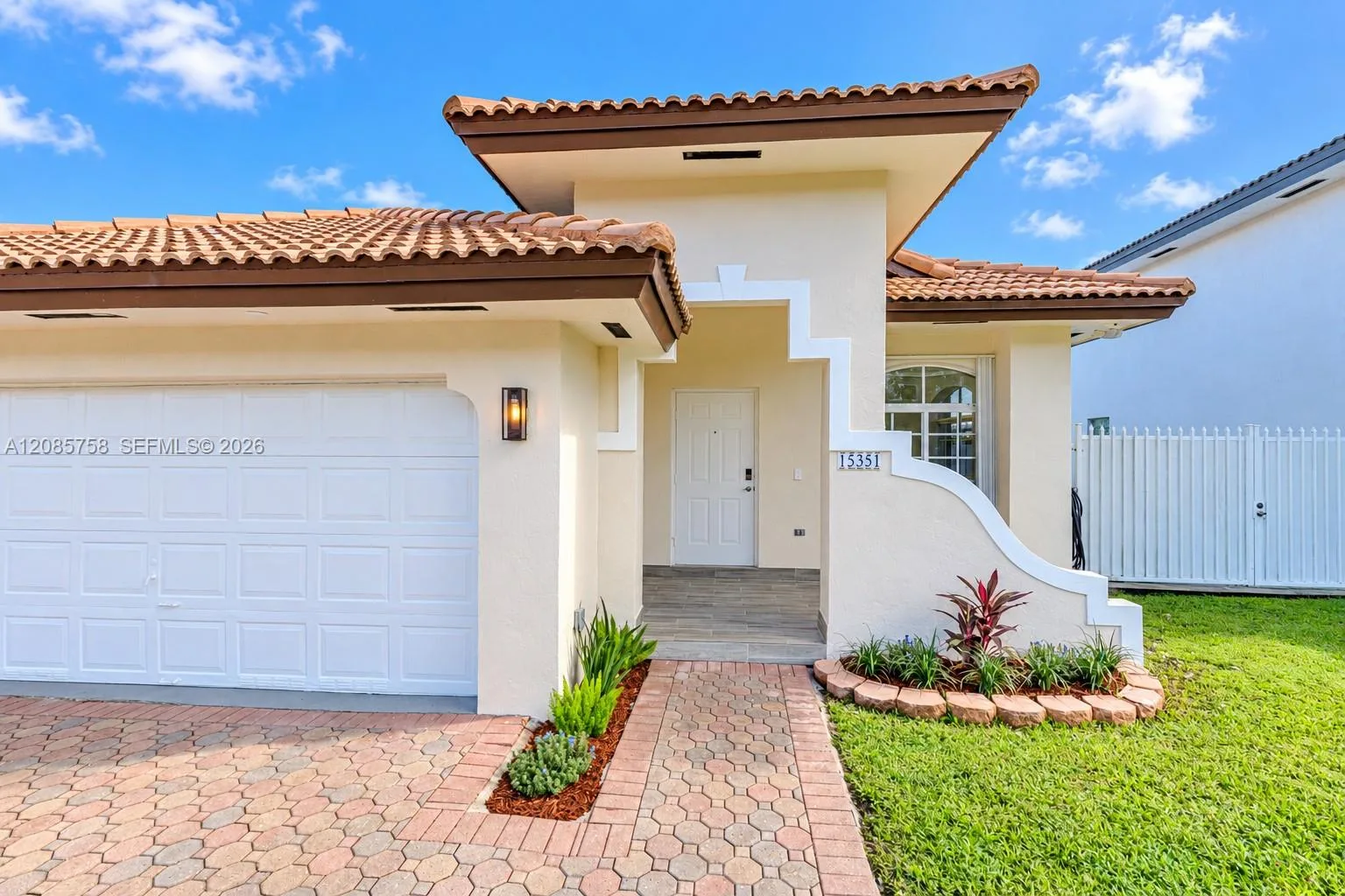 15351 SW 36th St, Miami, FL 33185