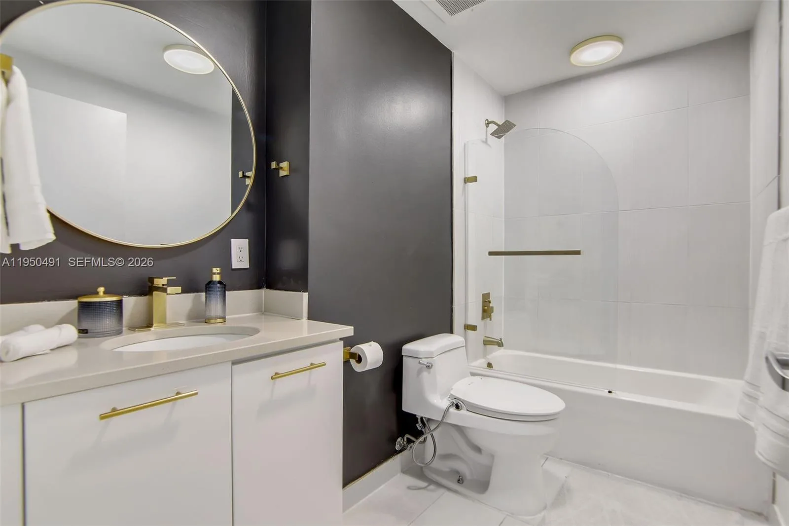 3250 NE 1st Ave # 550, Miami, FL 33137 photo 10