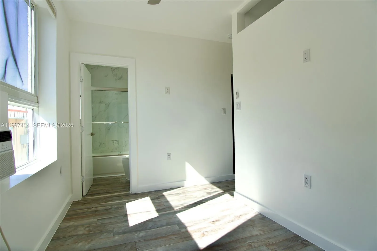 1036 SW 5th St # 12, Miami, FL 33130