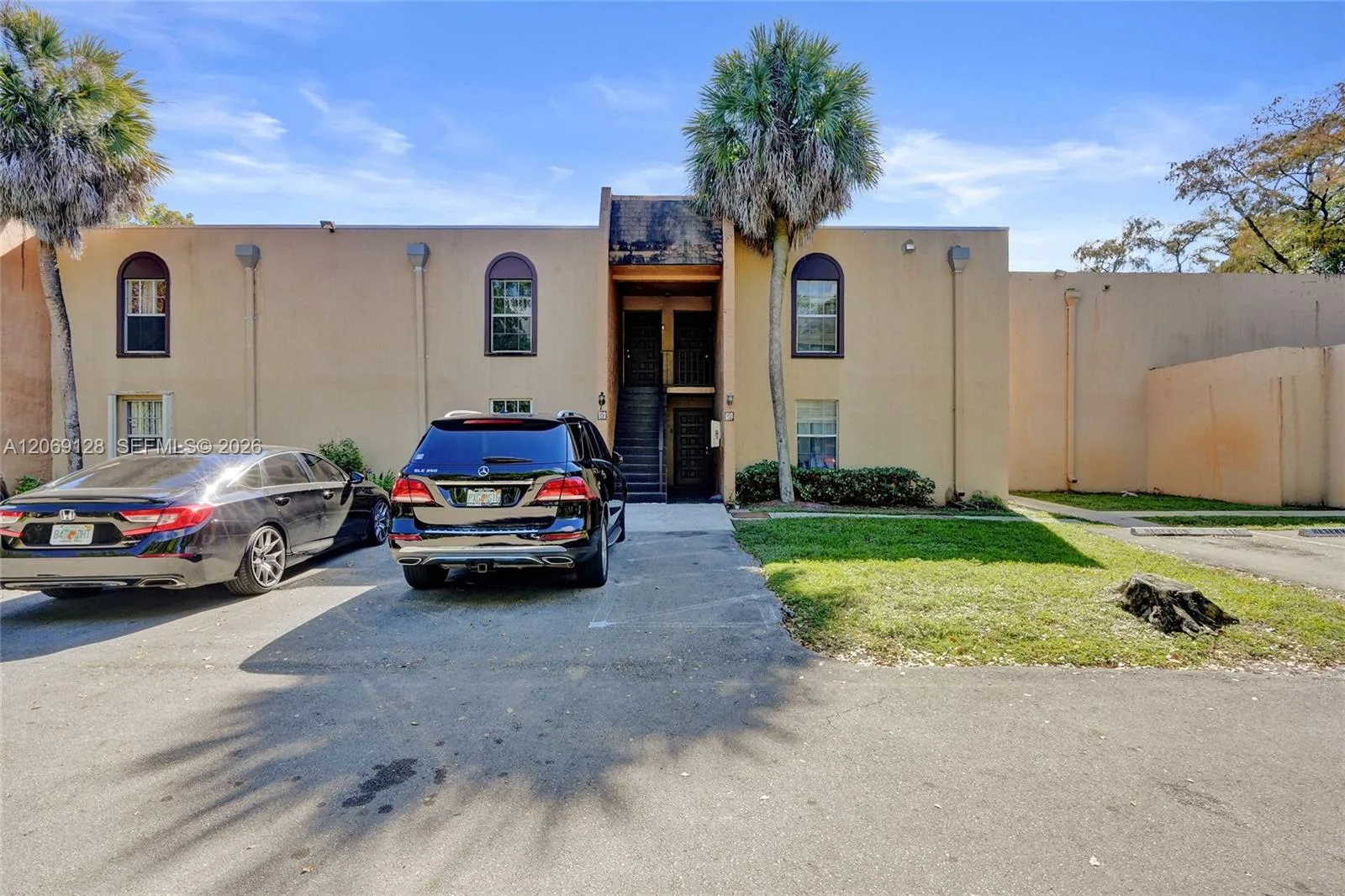 4220 NW 21st St # 206, Lauderhill, FL 33313 photo 2