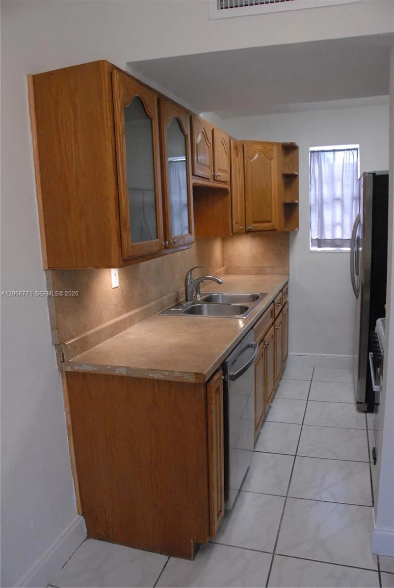 10907 N Kendall Dr # 416, Miami, FL 33176 photo 10