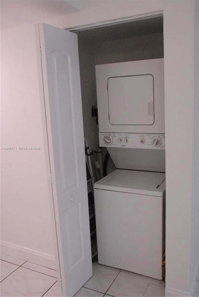 10907 N Kendall Dr # 416, Miami, FL 33176 photo 7