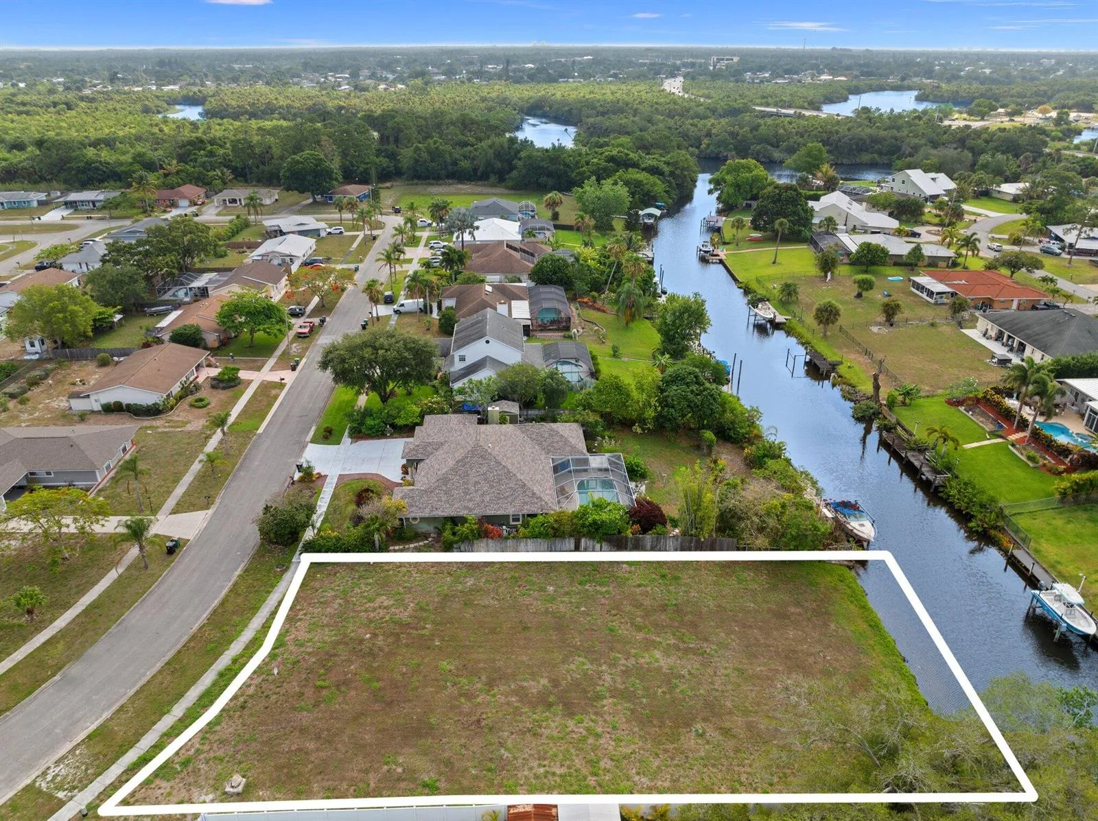 420 NE Cornwall Avenue, Port St. Lucie, FL 34983 photo 3