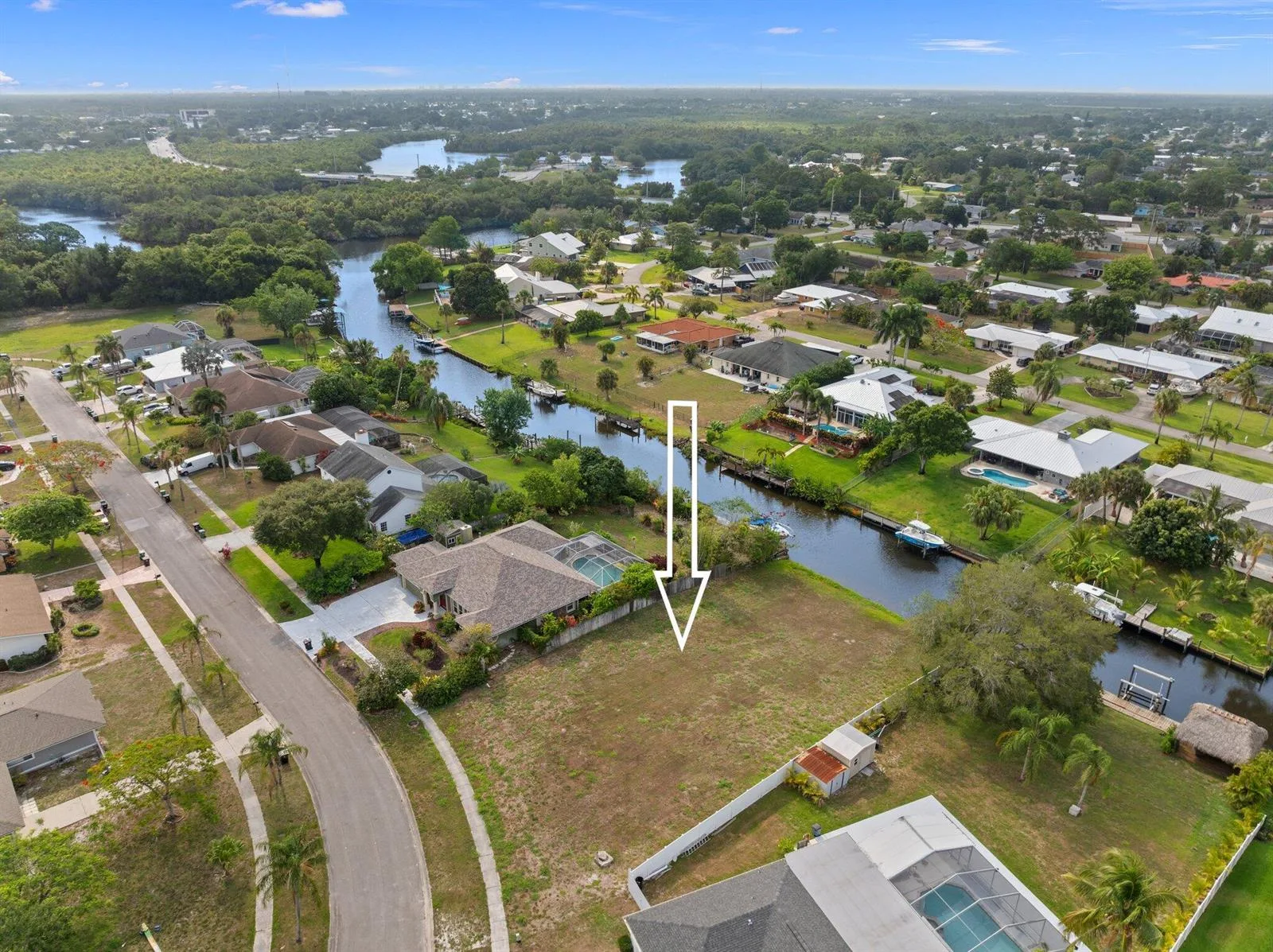 420 NE Cornwall Avenue, Port St. Lucie, FL 34983 photo 4