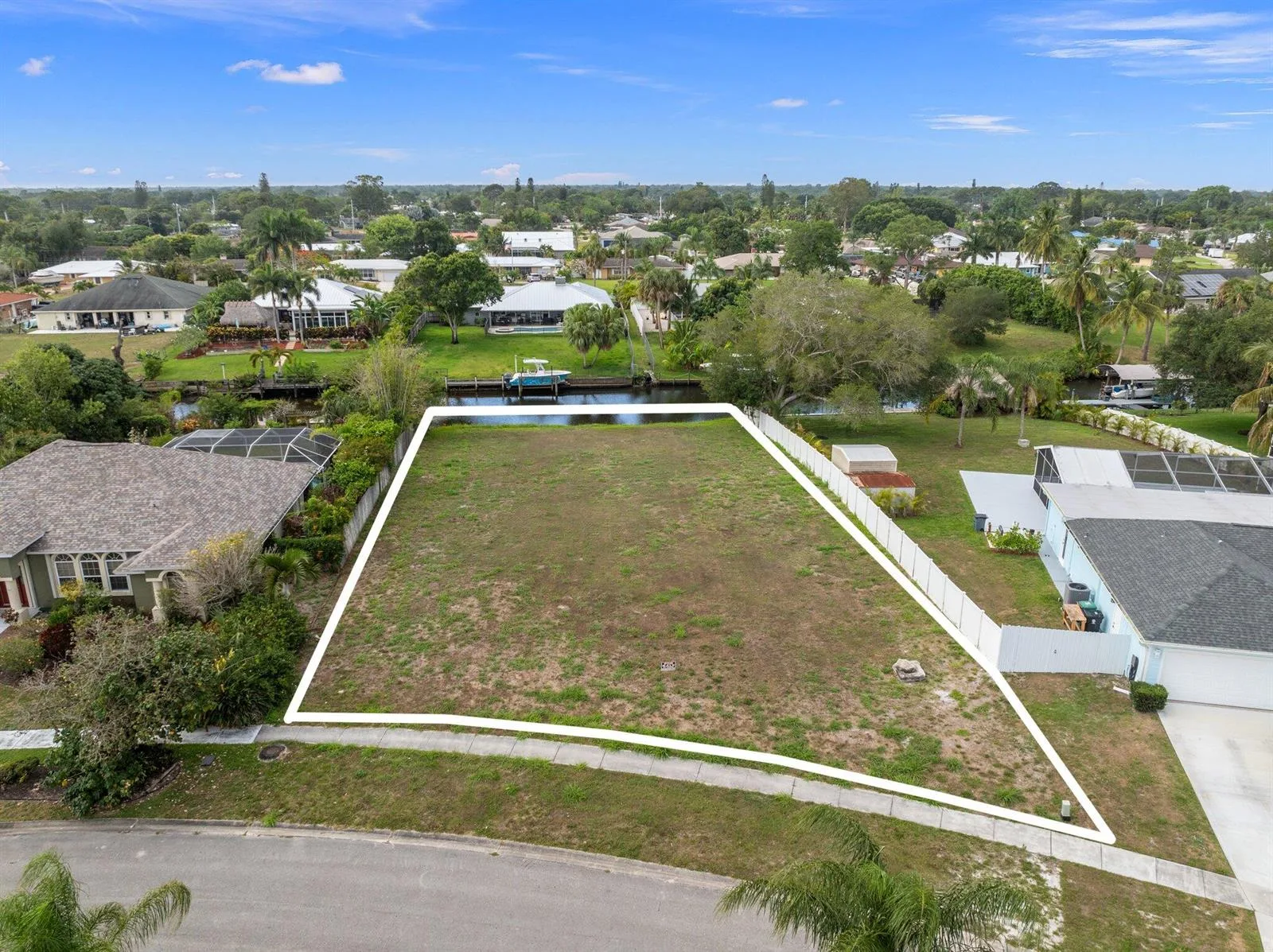 420 NE Cornwall Avenue, Port St. Lucie, FL 34983 photo 5
