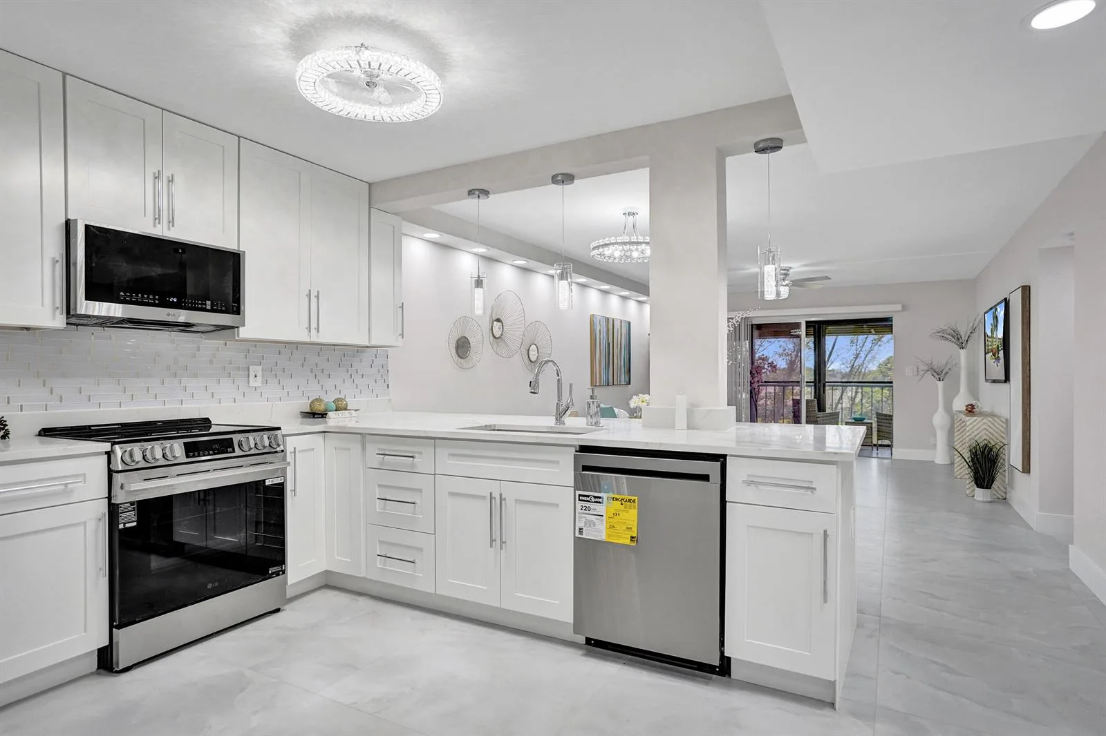 7146 Huntington Lane # 402, Delray Beach, FL 33446 photo 5
