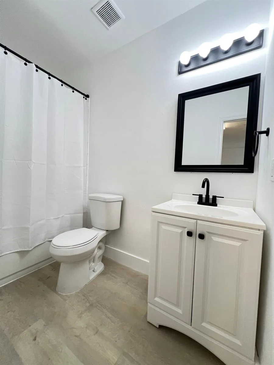 720 NW 61st Street # 10, Miami, FL 33127 photo 2