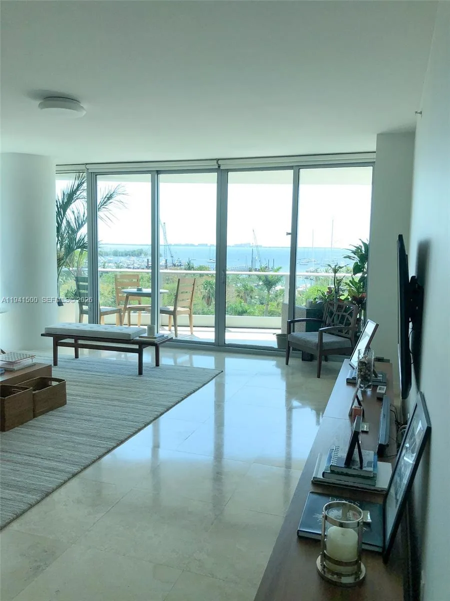 2627 S Bayshore Dr # 701, Miami, FL 33133