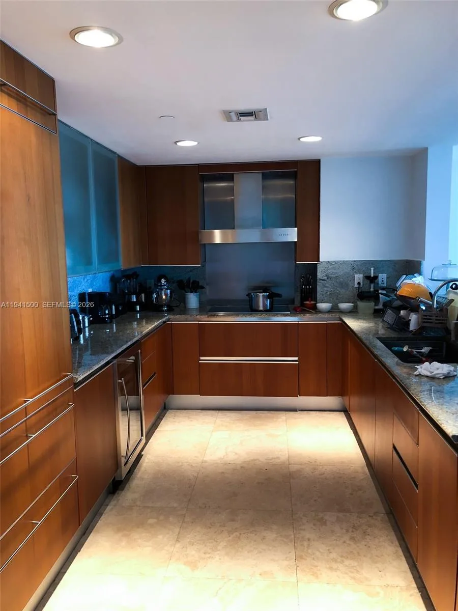 2627 S Bayshore Dr # 701, Miami, FL 33133 photo 6