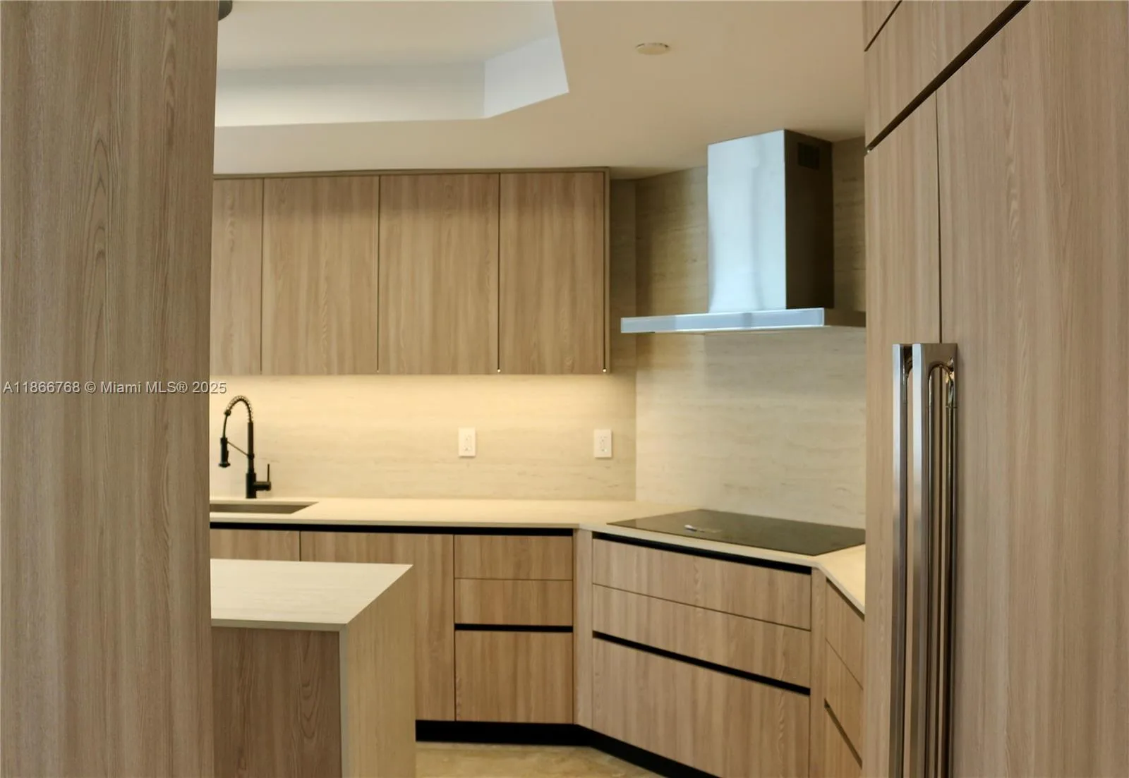 430 Grand Bay Dr # 302, Key Biscayne, FL 33149 photo 9