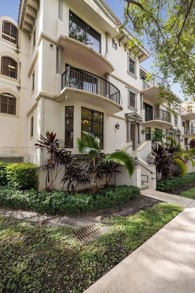 1650 Galiano St # TH3, Coral Gables, FL 33134
