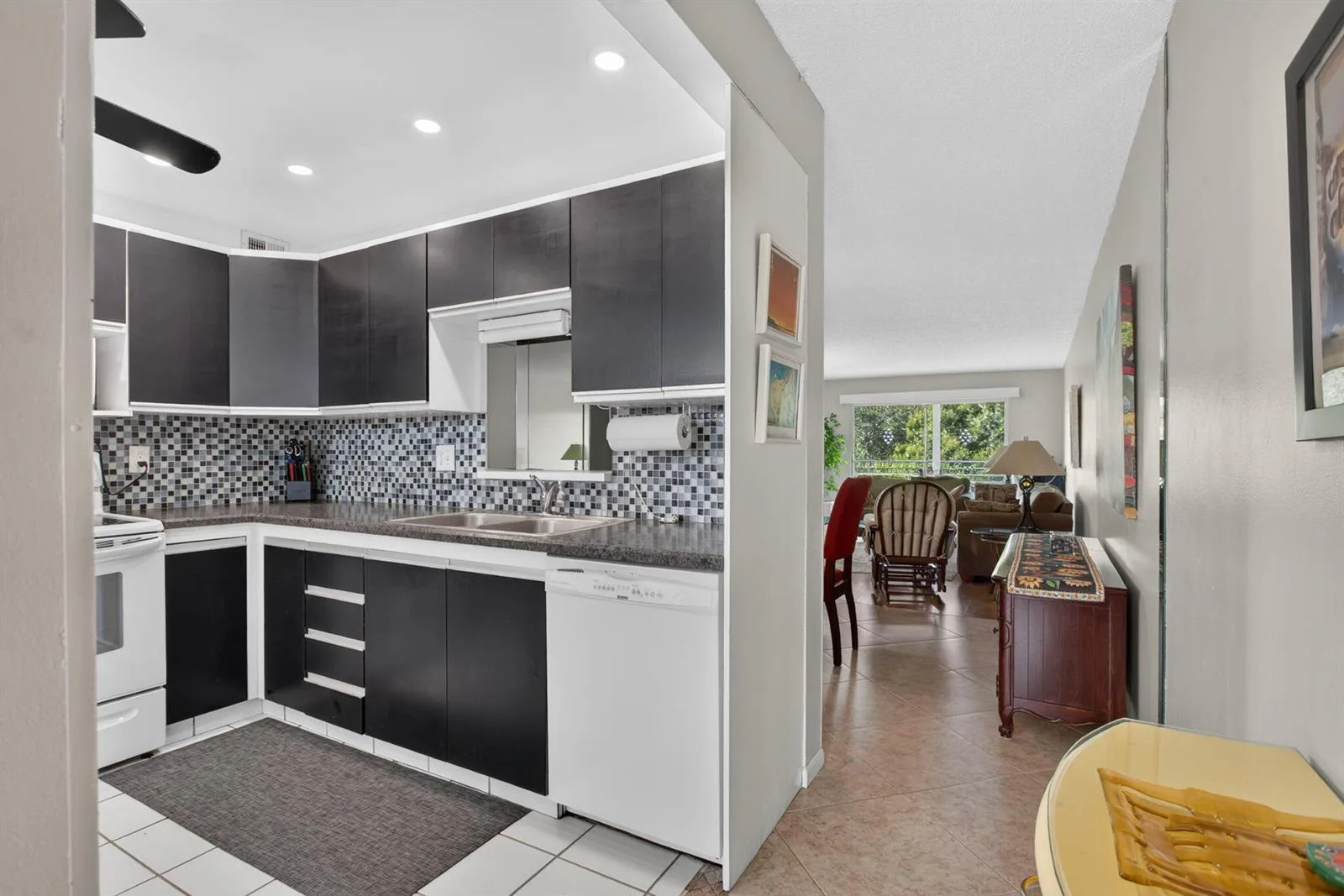 2301 LUCAYA Lane # D4, Coconut Creek, FL 33066