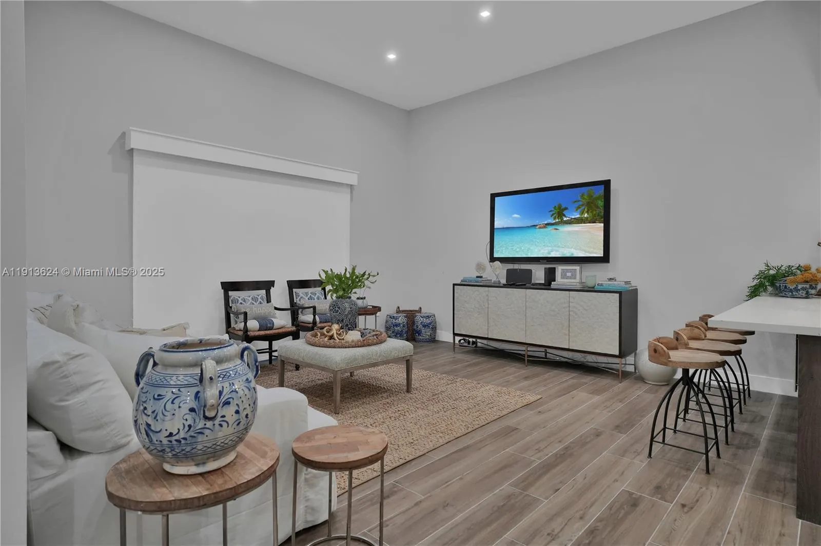 5555 Collins Ave # 3E, Miami Beach, FL 33140