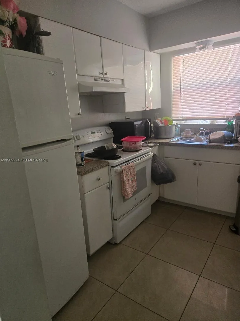 208 SW 1st Ct, Pompano Beach, FL 33060 photo 7