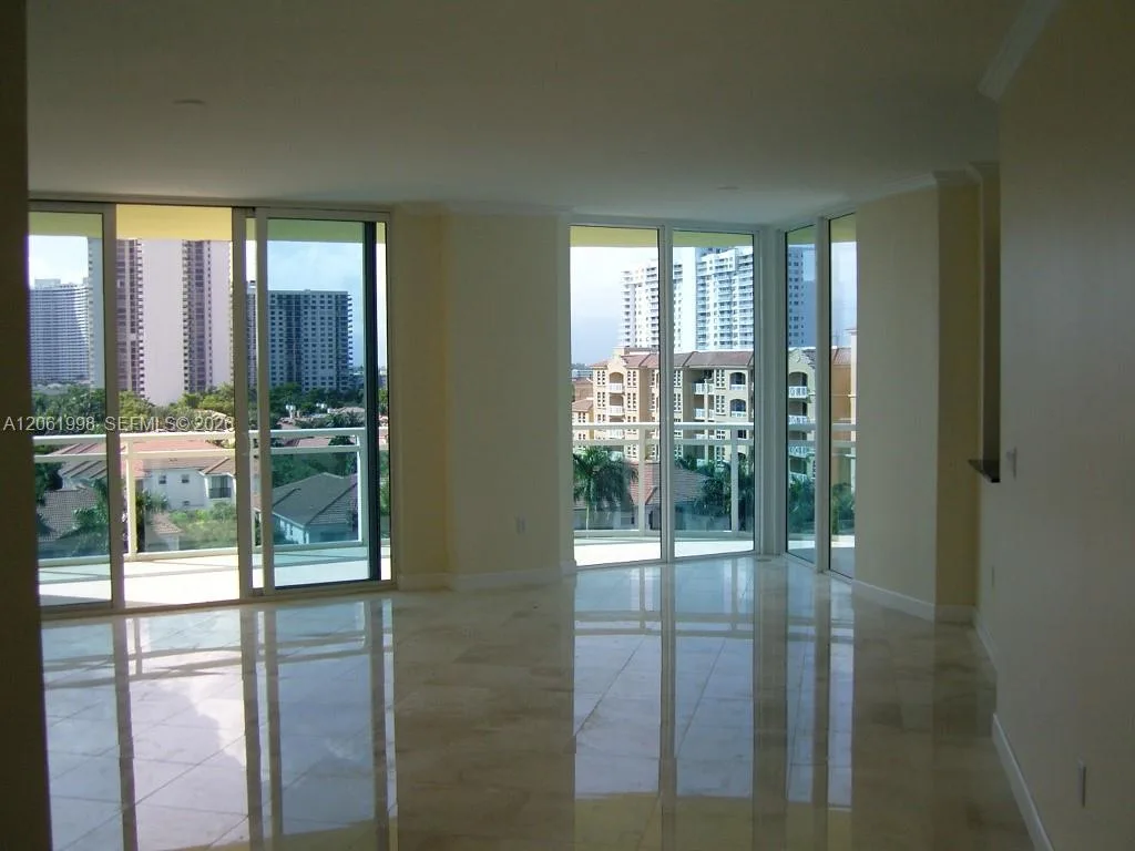 3000 NE 188th St # 603, Aventura, FL 33180 photo 3