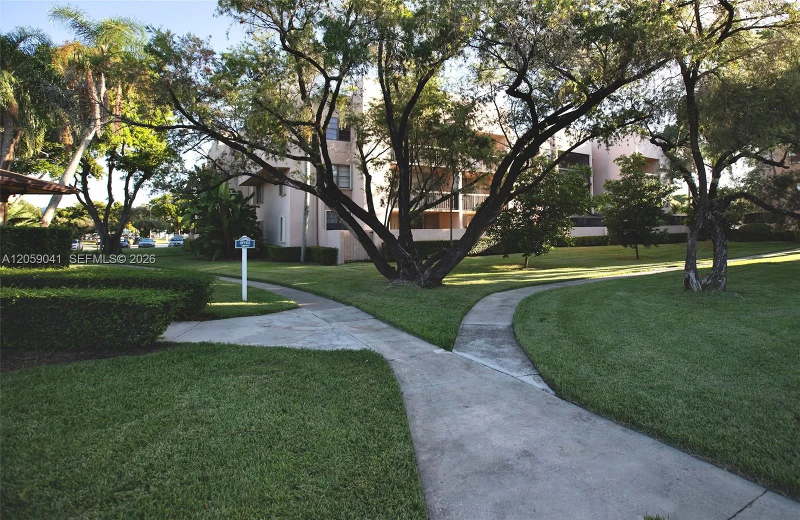 10425 SW 112th Ave # 325, Miami, FL 33176