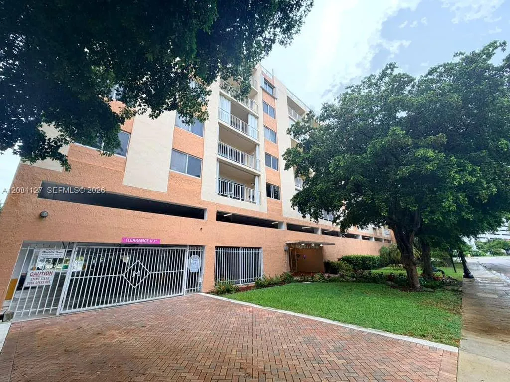 200 178th Dr # 606, Sunny Isles Beach, FL 33160