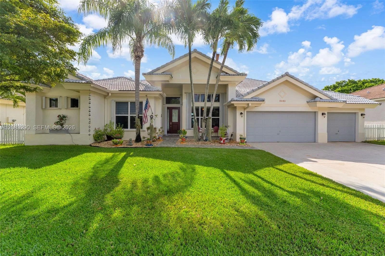 2825 Fairways Dr, Homestead, FL 33035