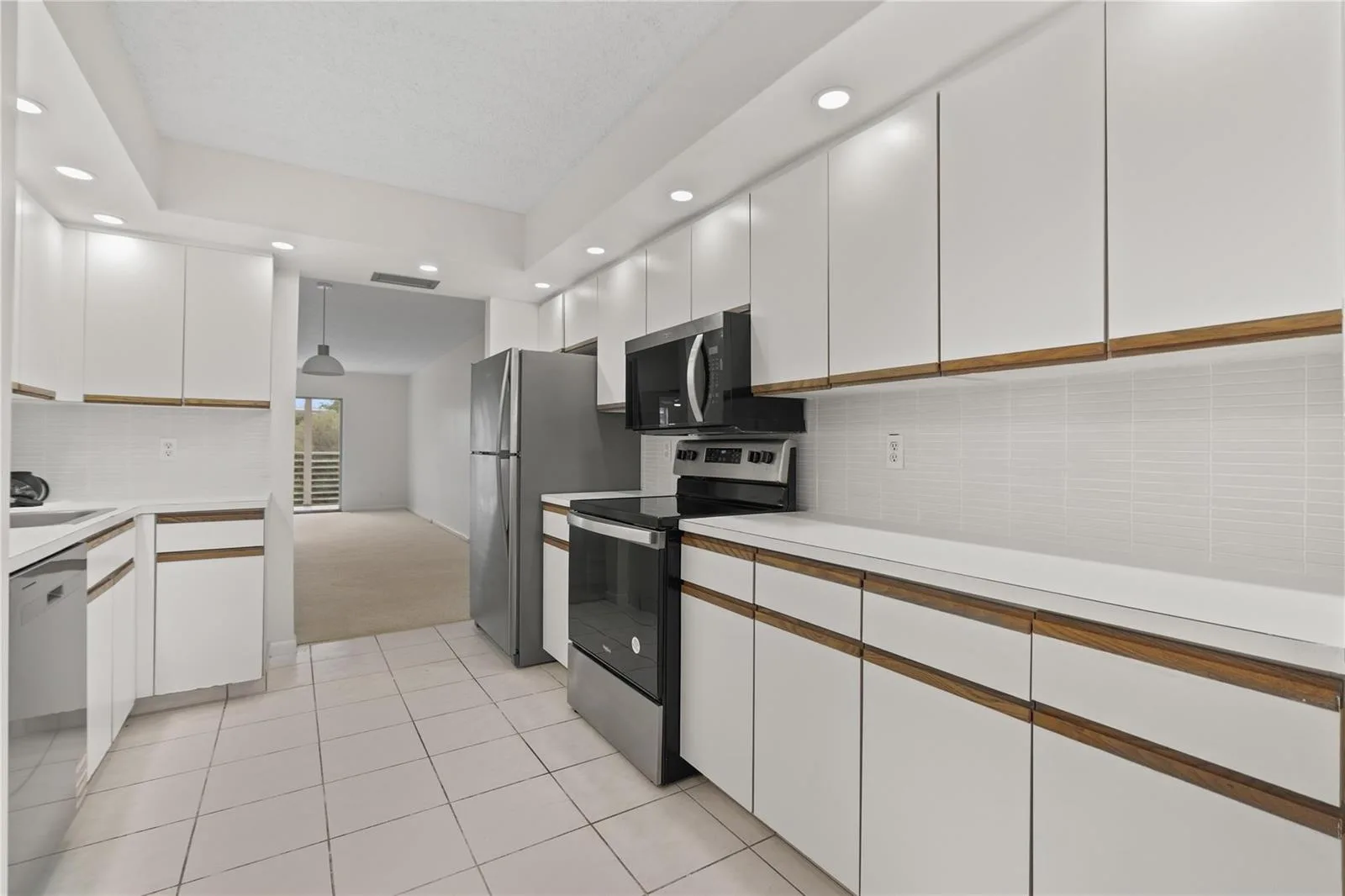 1801 Eleuthera Point # J3, Coconut Creek, FL 33066