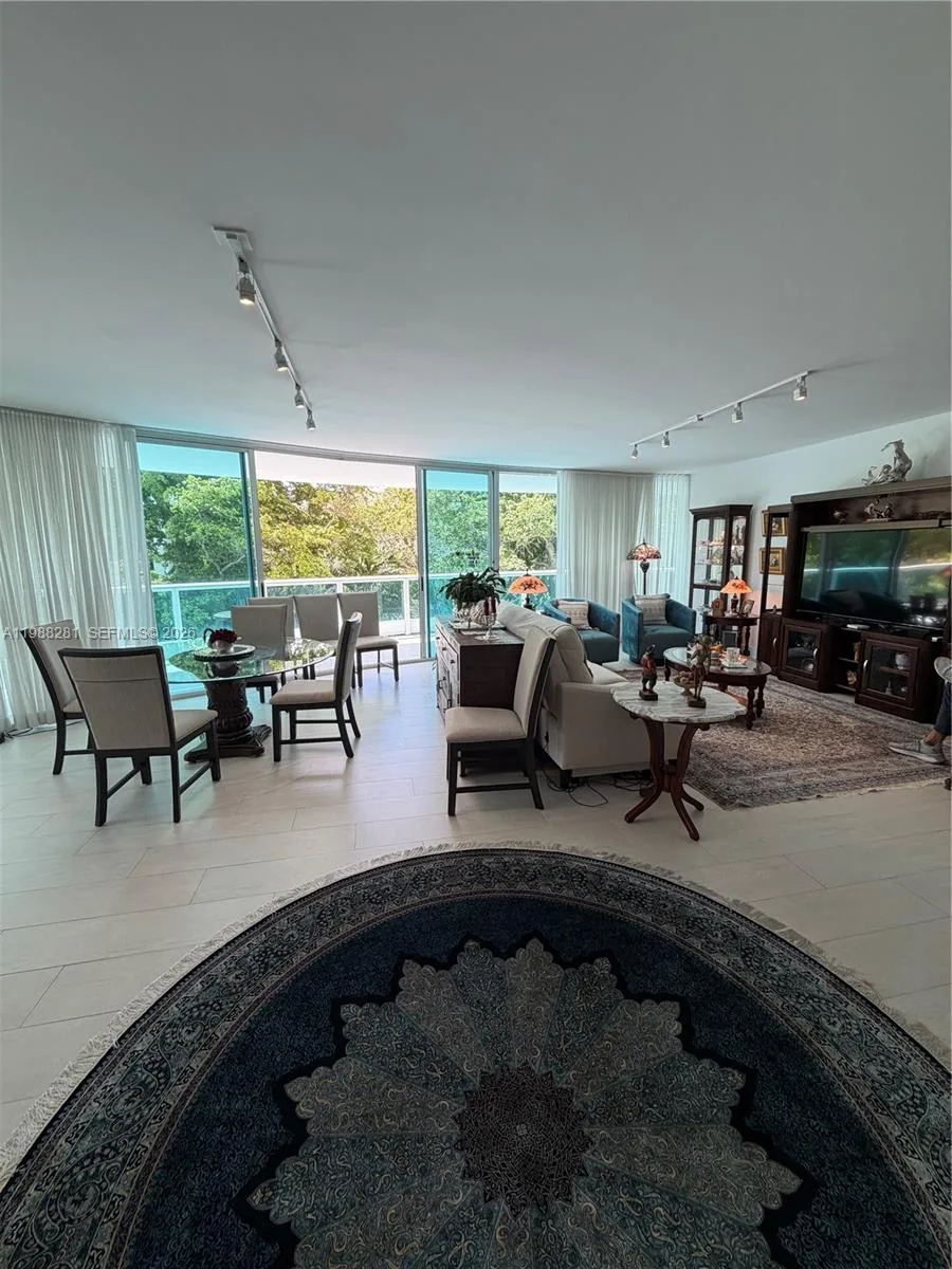 2127 Brickell Ave # 502, Miami, FL 33129