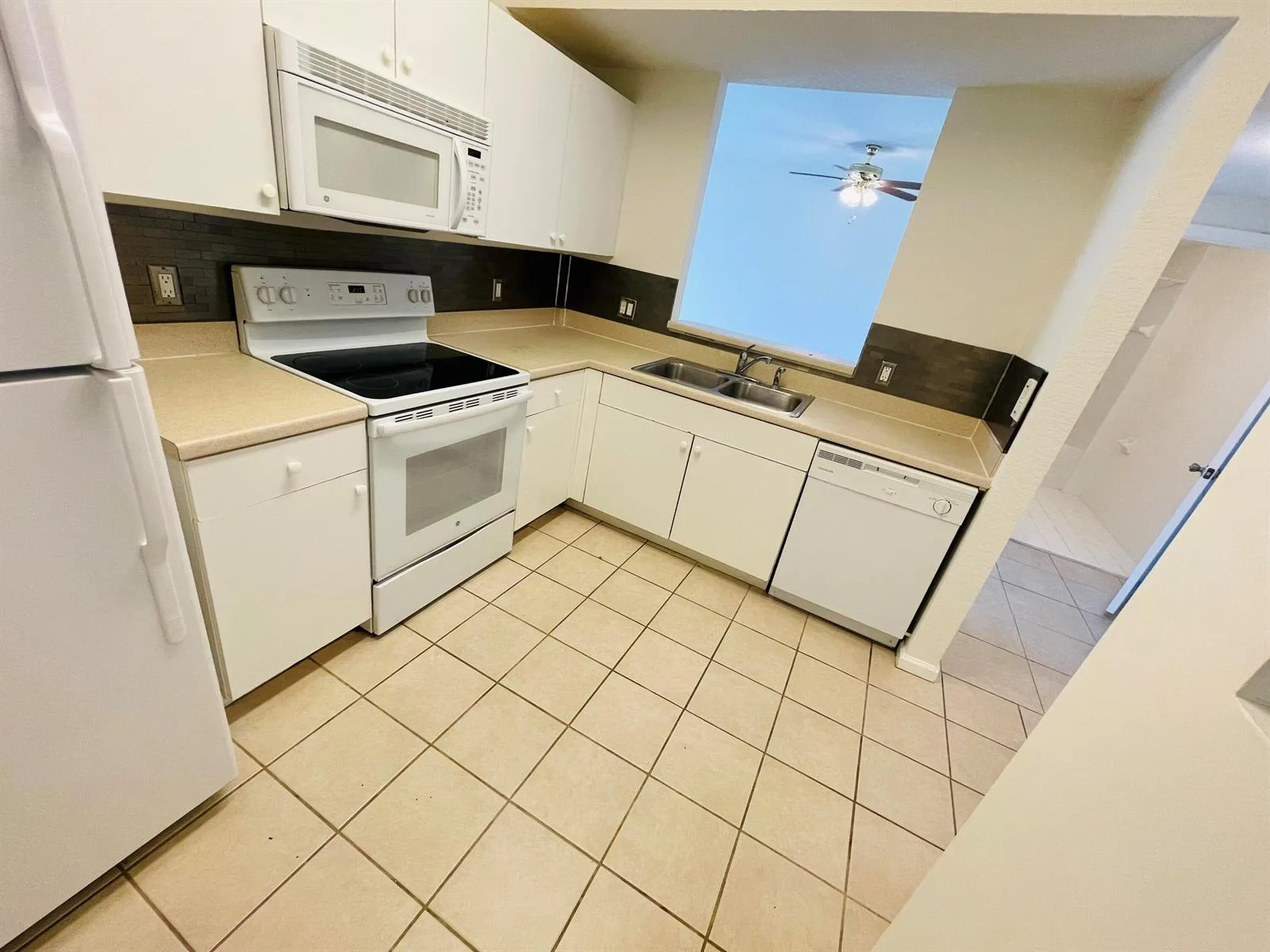 1055 Golden Lakes Boulevard # 212, West Palm Beach, FL 33411 photo 9