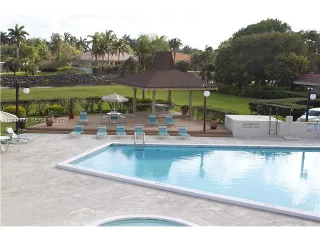 7956 Camino Cir # A4, Miami, FL 33143 photo 4