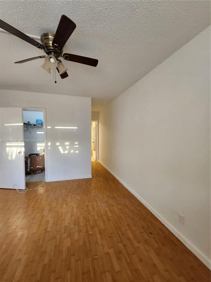 1100 NE 9th Ave # 203, Fort Lauderdale, FL 3240 photo 6