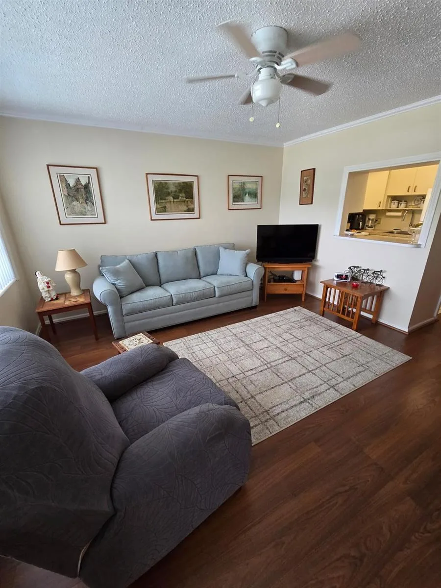 111 Lyndhurst E # 111, Deerfield Beach, FL 33442