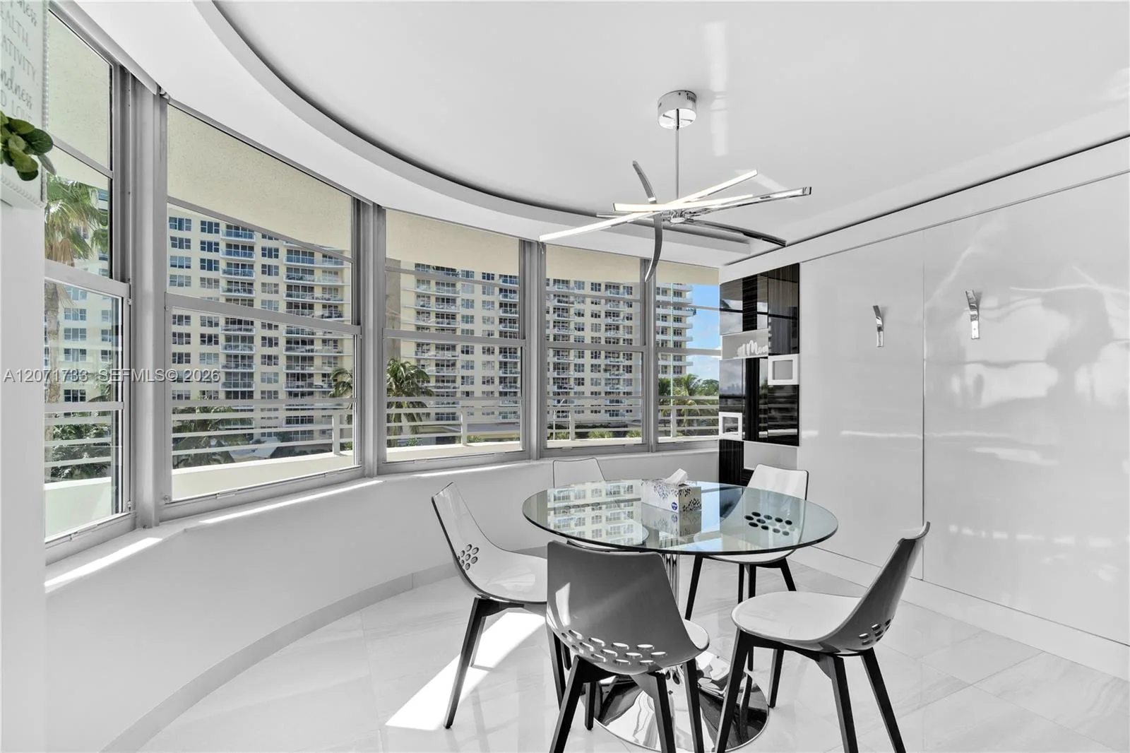 5555 Collins Ave # 5A, Miami Beach, FL 33140 photo 8