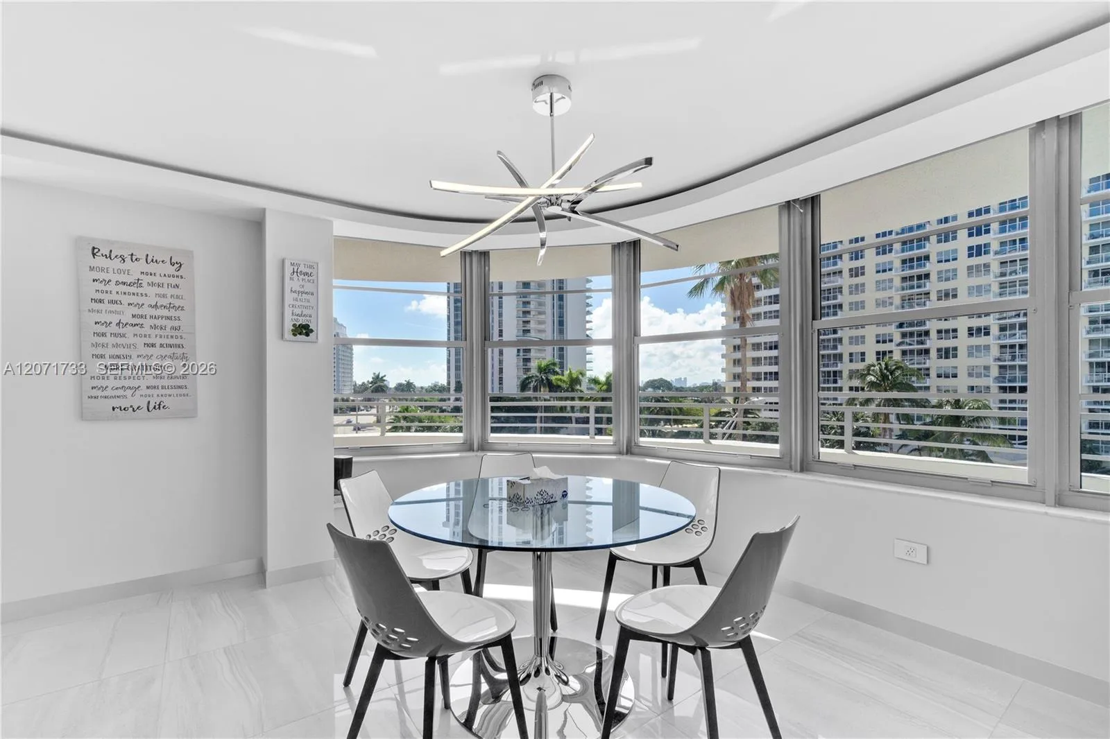 5555 Collins Ave # 5A, Miami Beach, FL 33140 photo 9