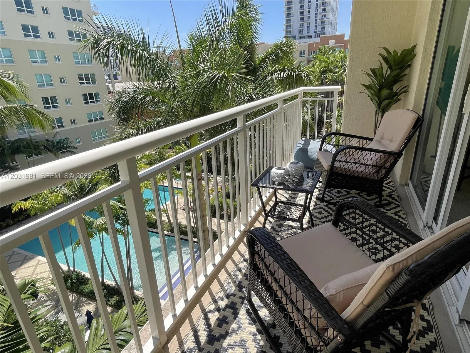 2000 N Bayshore Dr # 525, Miami, FL 33137