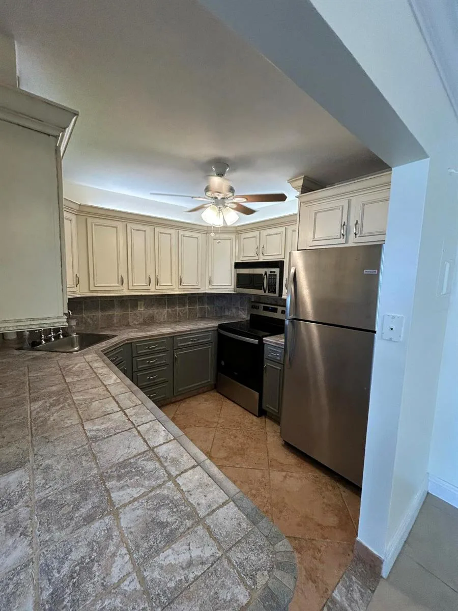 305 N Pompano Beach Boulevard # 205, Pompano Beach, FL 33062 photo 5