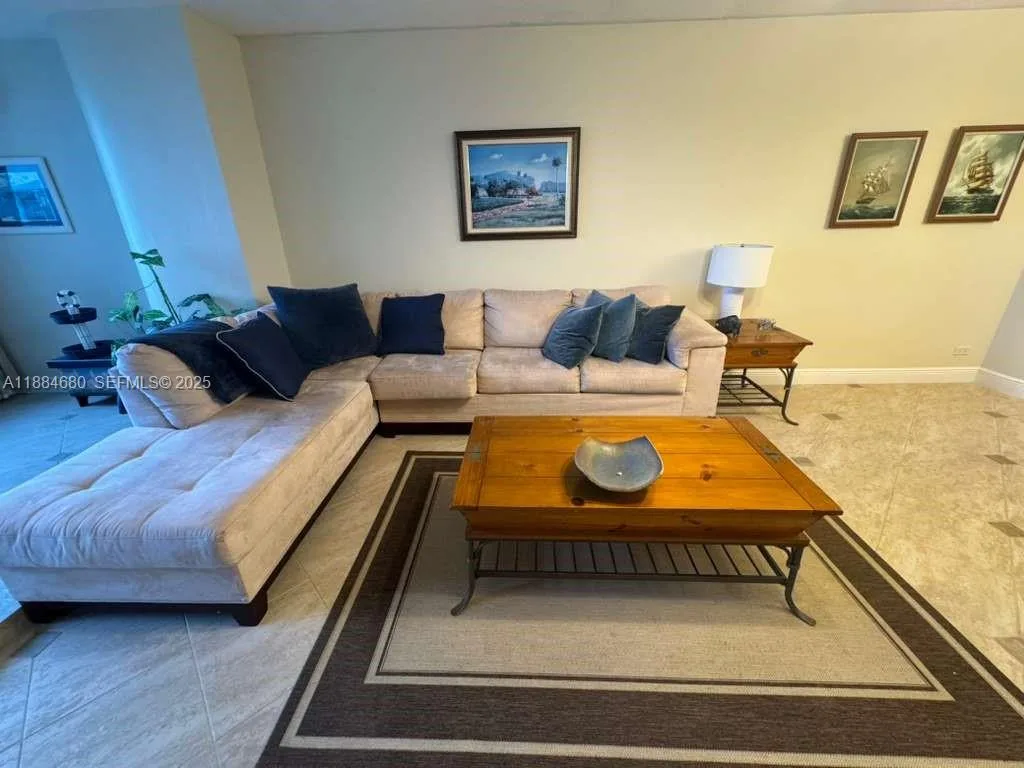 5005 Collins Ave # 714, Miami Beach, FL 33140 photo 8