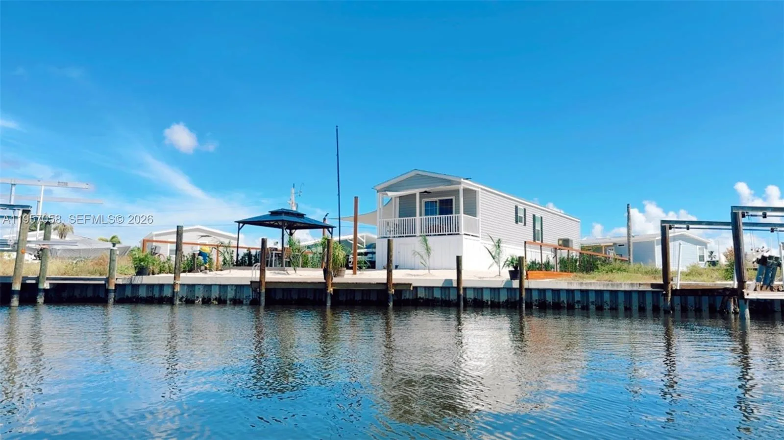 3673 Dewberry Ln, Other City - In The State Of Florida, FL 33956 photo 2