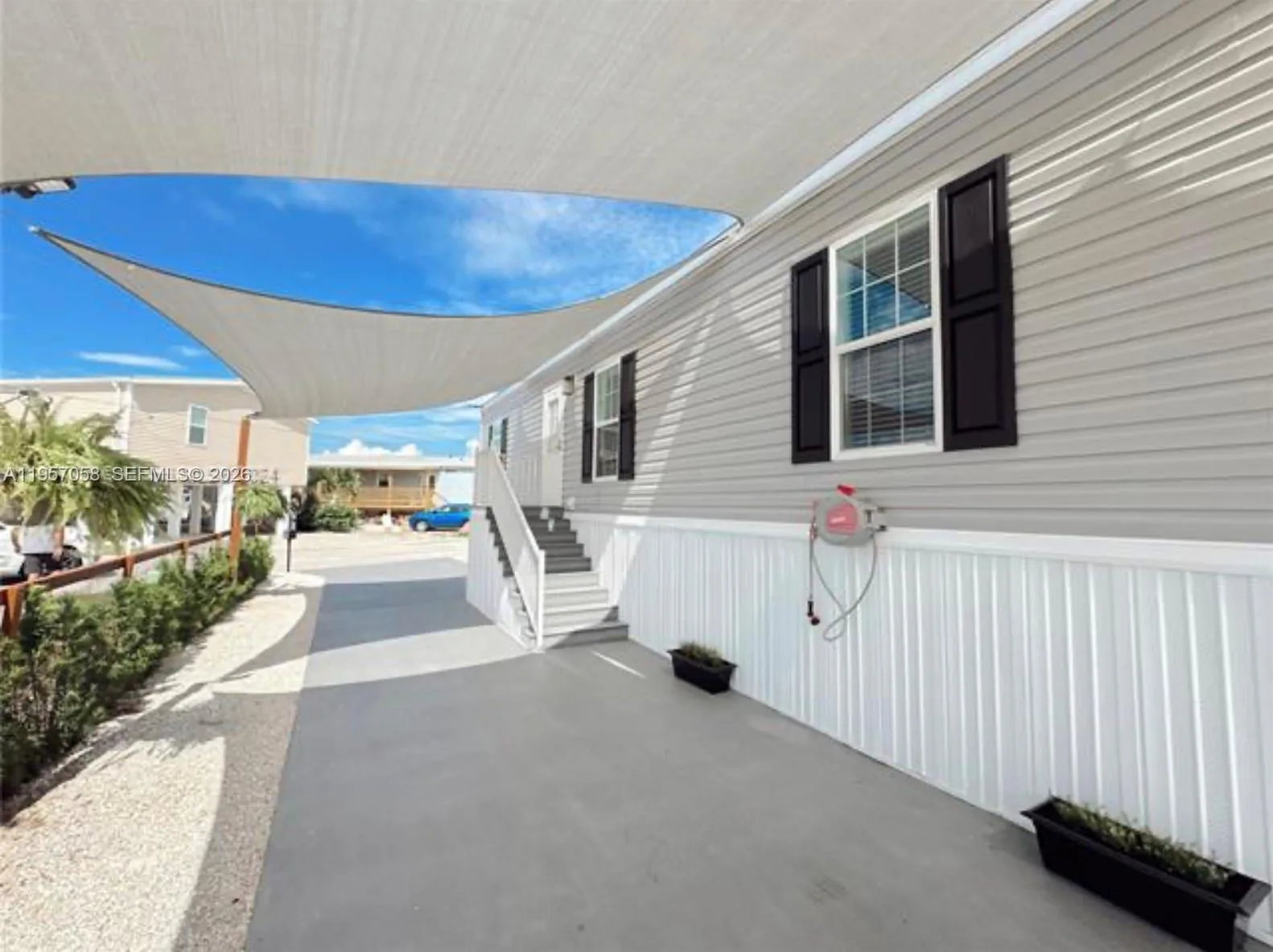 3673 Dewberry Ln, Other City - In The State Of Florida, FL 33956 photo 5