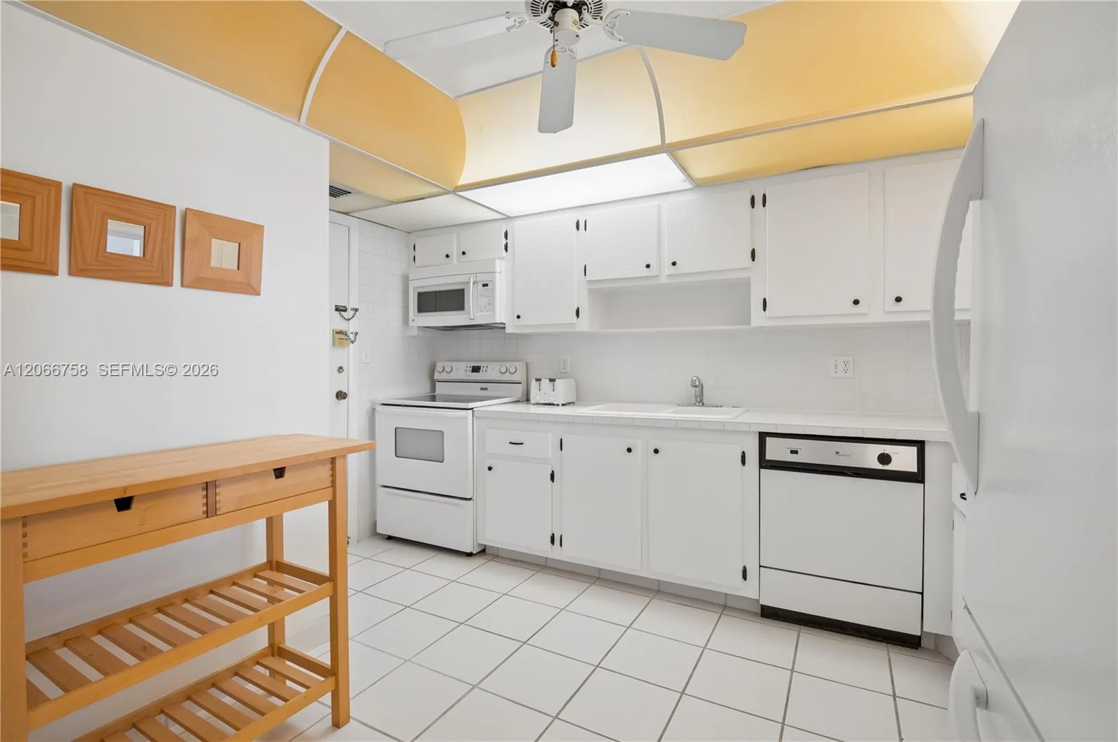 200 Diplomat Pkwy # 830, Hallandale Beach, FL 33009 photo 4