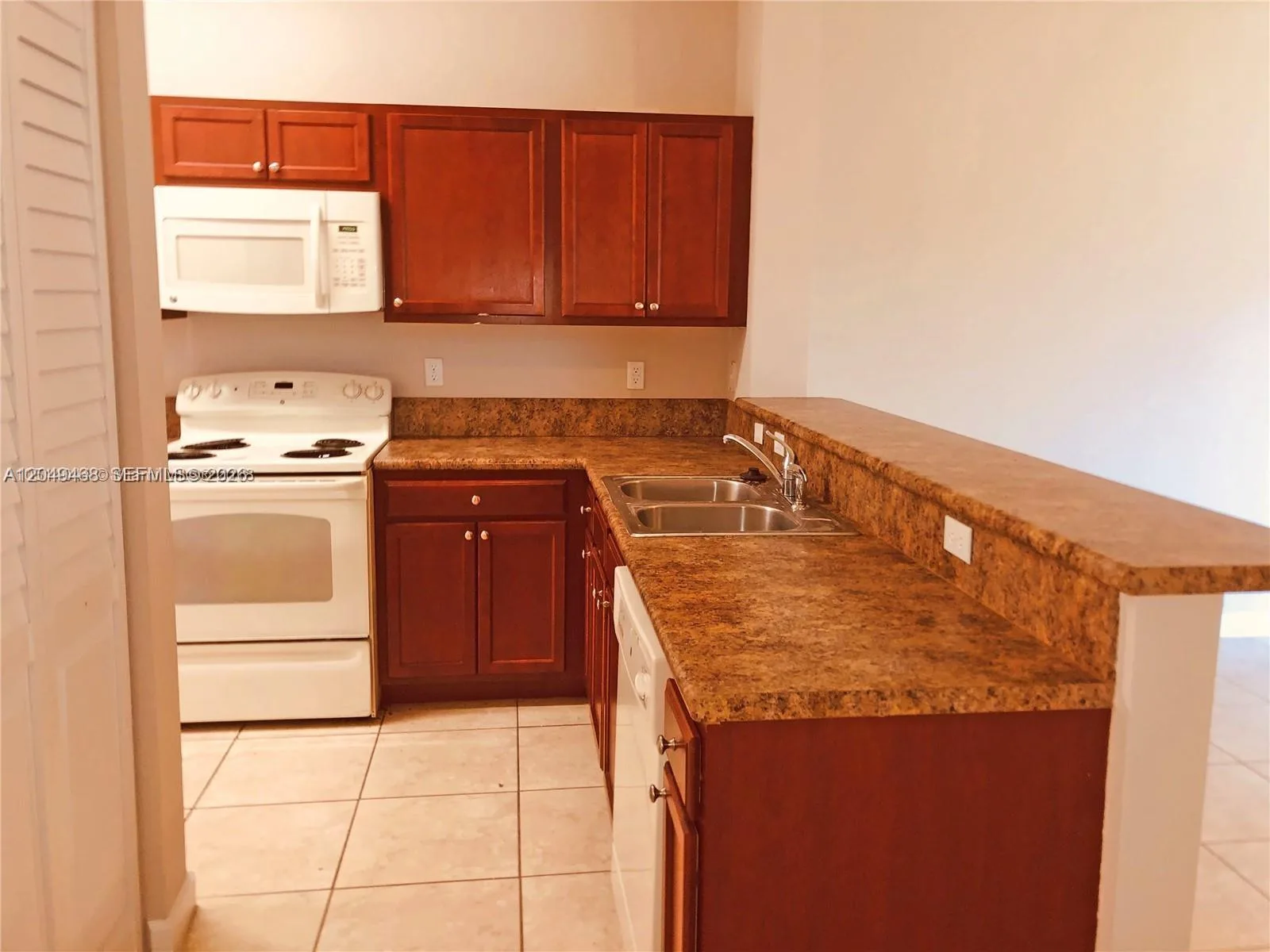 2884 SE 2nd Dr # 2, Homestead, FL 33033 photo 5