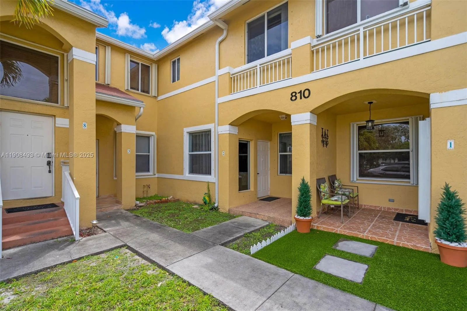 810 NE 212th Ter # 2, Miami, FL 33179 photo 3