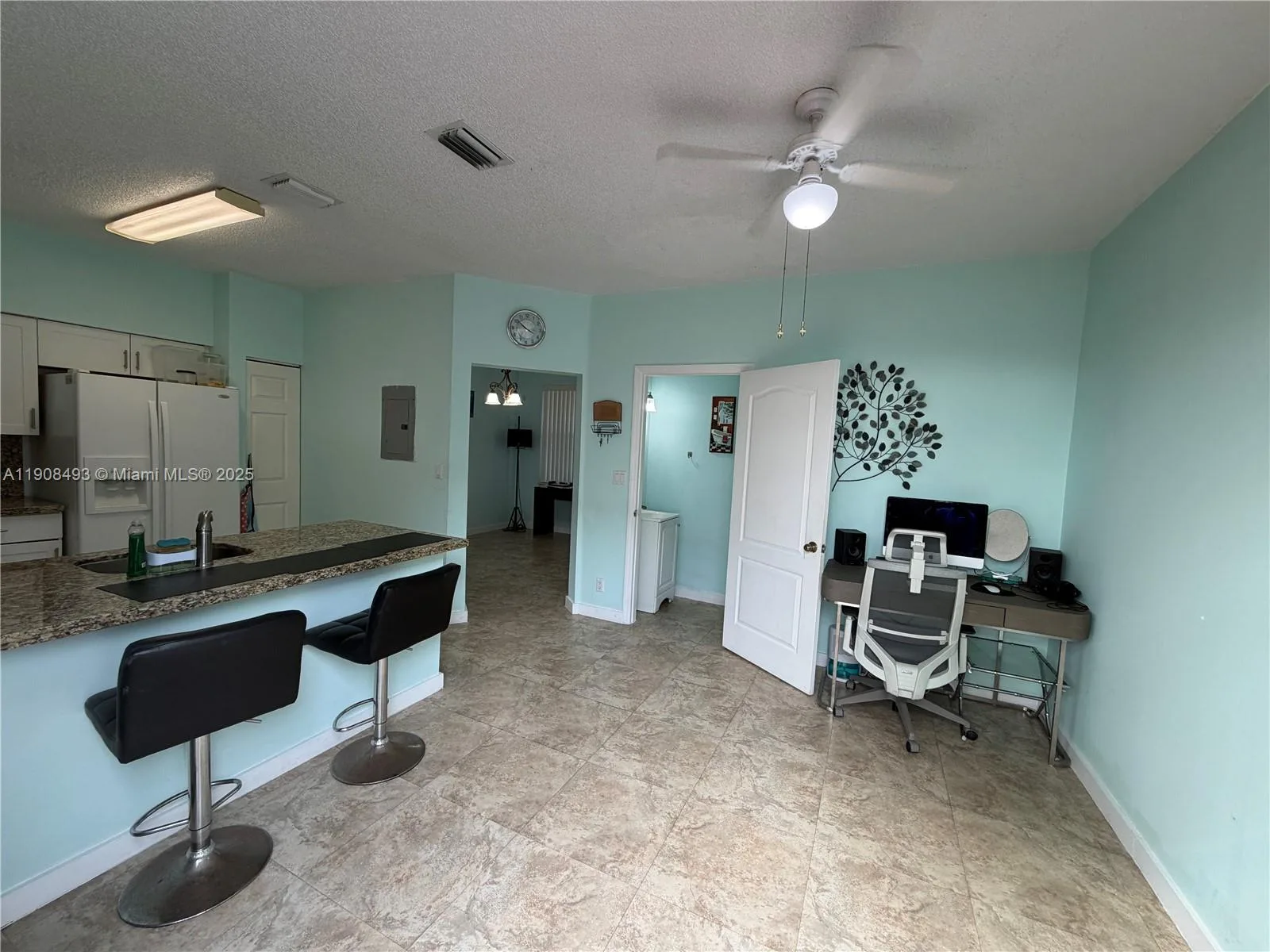 810 NE 212th Ter # 2, Miami, FL 33179 photo 4