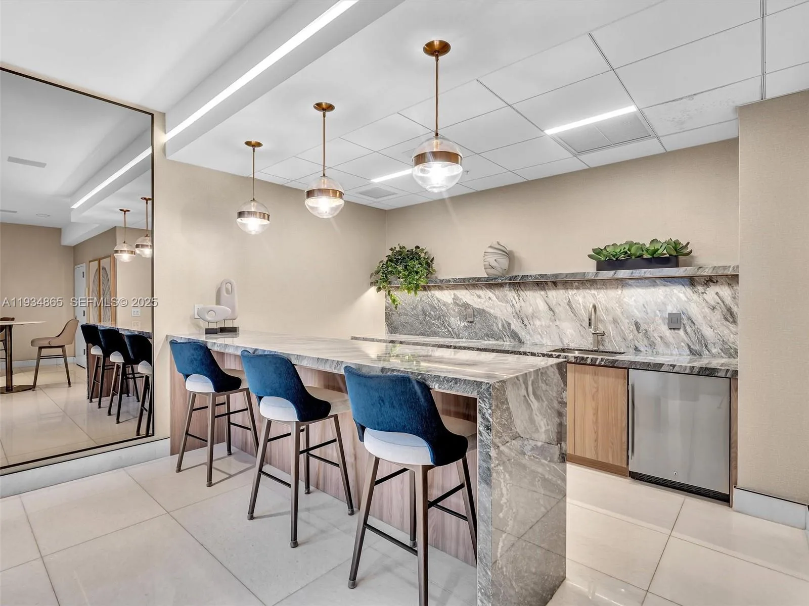 888 Brickell Key Dr # 912, Miami, FL 33131 photo 3
