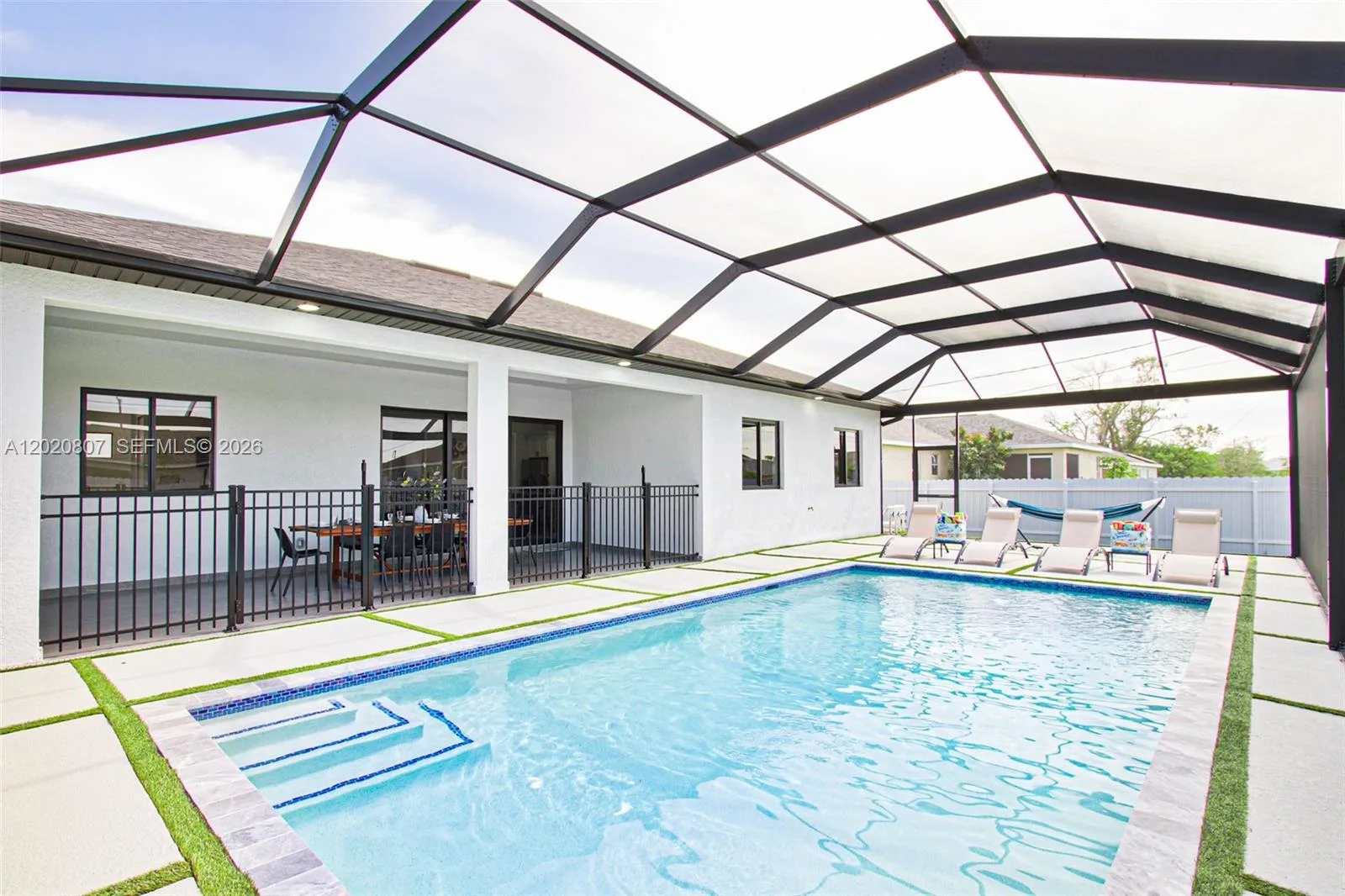 836 NE 6th PL, Cape Coral, FL 33909 photo 4