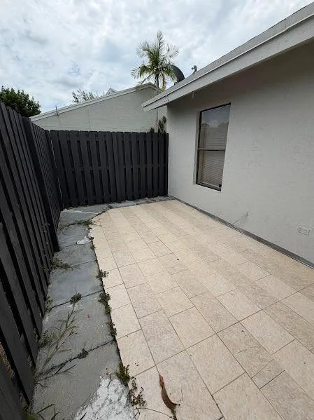 1975 Monks Court, West Palm Beach, FL 33415 — zdjęcie 3