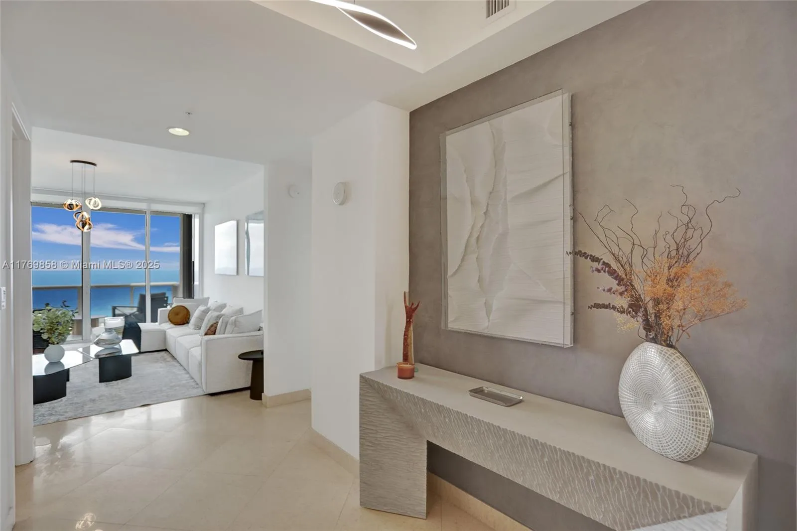 18101 Collins Ave # 3504, Sunny Isles Beach, FL 33160 photo 4