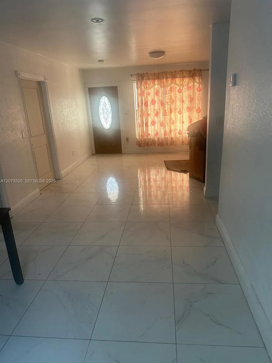 864 NW 116th St, Miami, FL 33168 photo 4