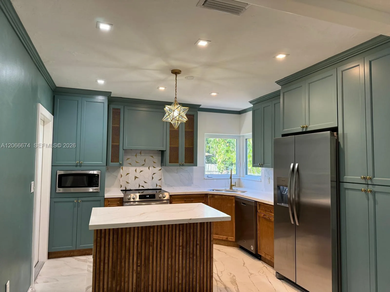 431 Candia Ave, Coral Gables, FL 33134 photo 11