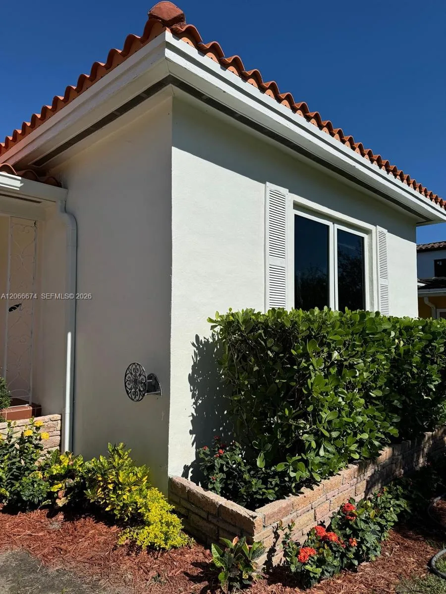 431 Candia Ave, Coral Gables, FL 33134 photo 4