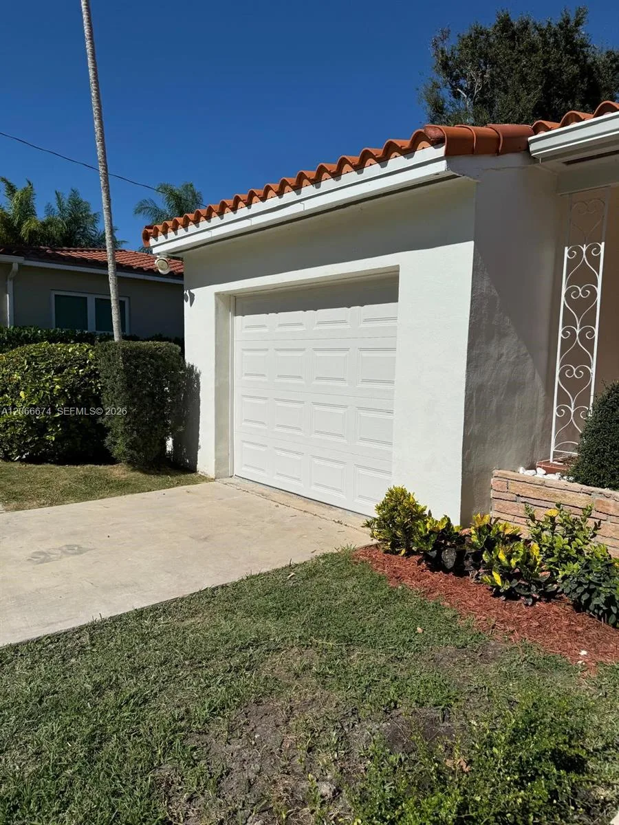 431 Candia Ave, Coral Gables, FL 33134 photo 5
