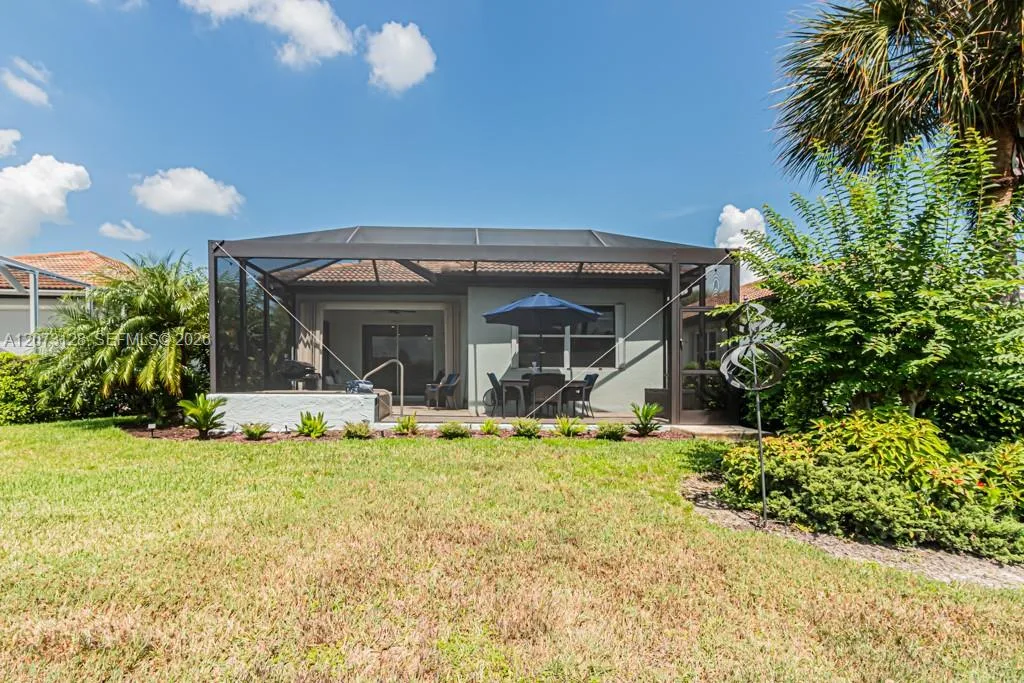 10545 Avila Cir, Fort Myers, FL 33913 photo 5