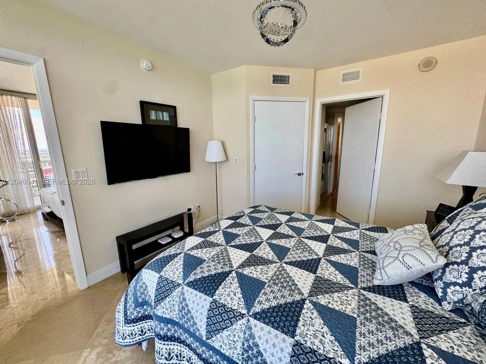 1830 S Ocean Dr # 4806, Hallandale Beach, FL 33009 photo 9